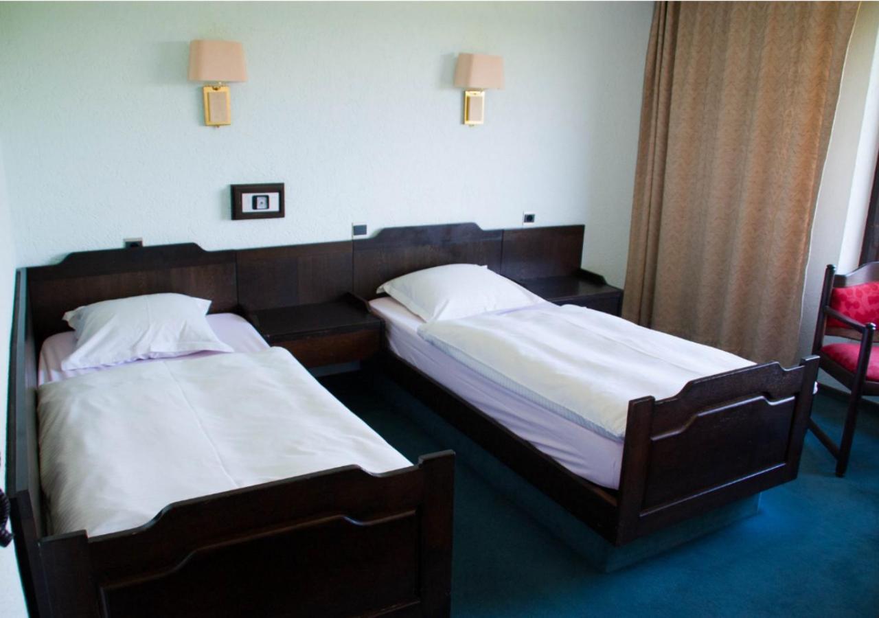 Hotel Grand-Champ Мальмеди Экстерьер фото